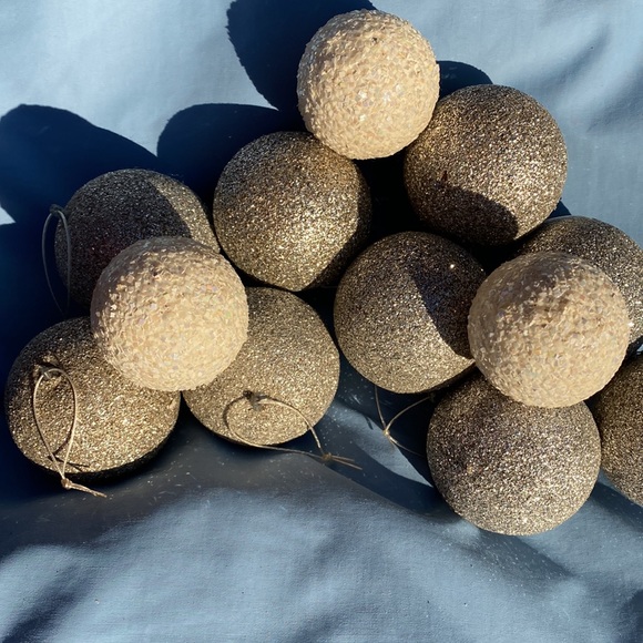 Christmas Glitter Silver, White Ornaments Vintage - 12 Unbreakable - Picture 5 of 6